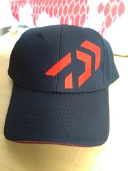 Daiwa D VEC Angled Cap - Black and Red