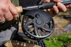 Korum Glide Stealthmode Centrepin Reel